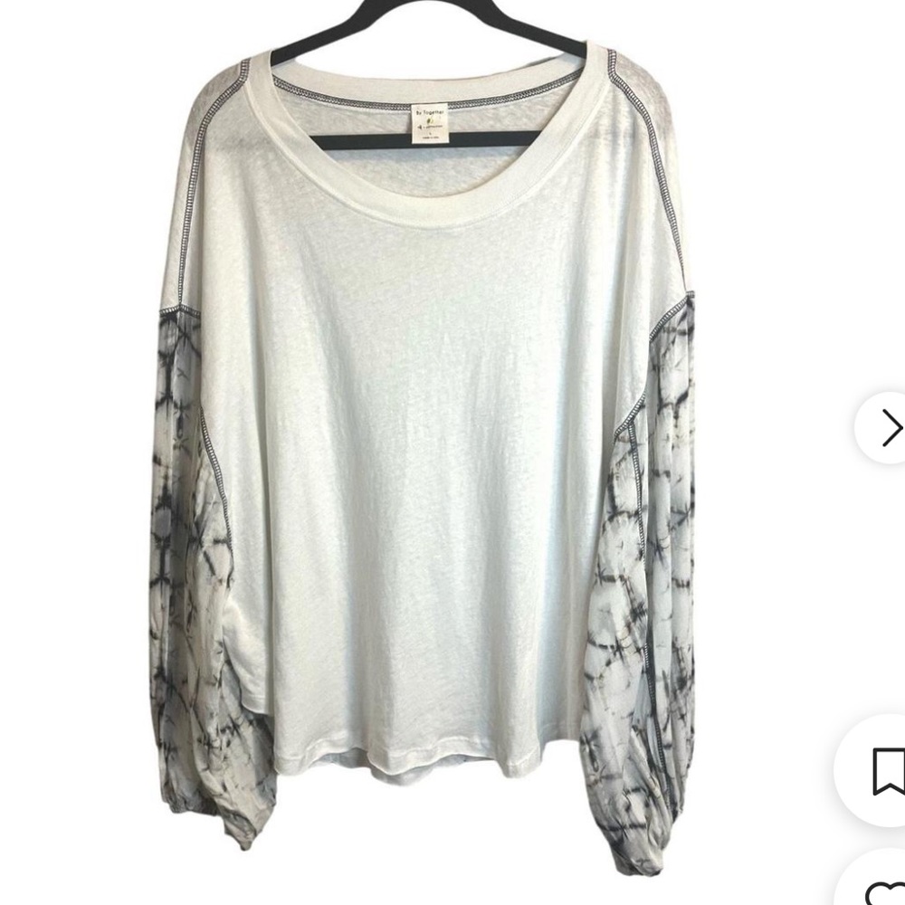BY TOGETHER size Medium Oversized Puffy Tie Dye Sleeve Scoop Neck White Tee